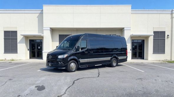 15 passenger sprinter van boston