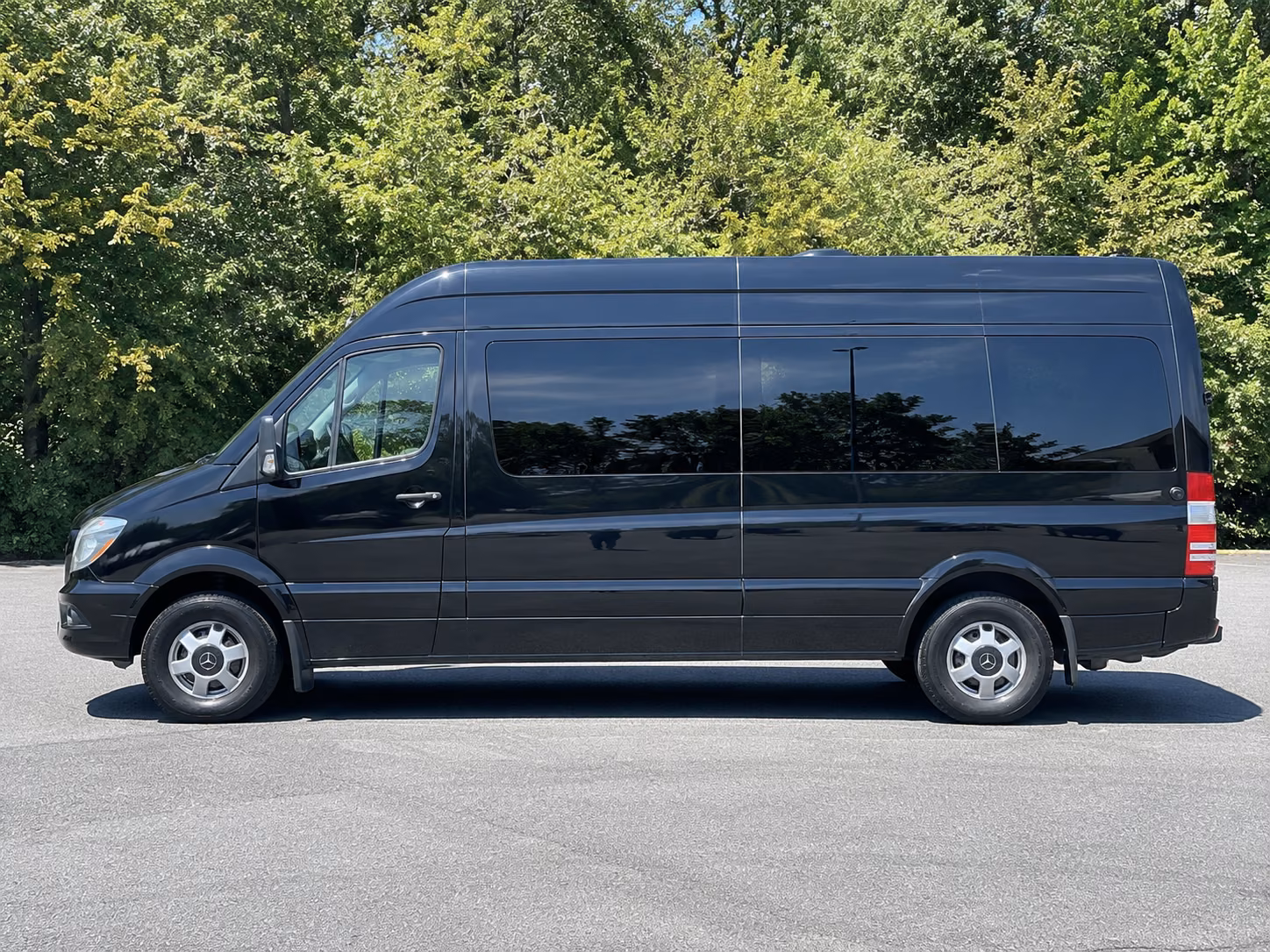 boston 20 passenger sprinter van