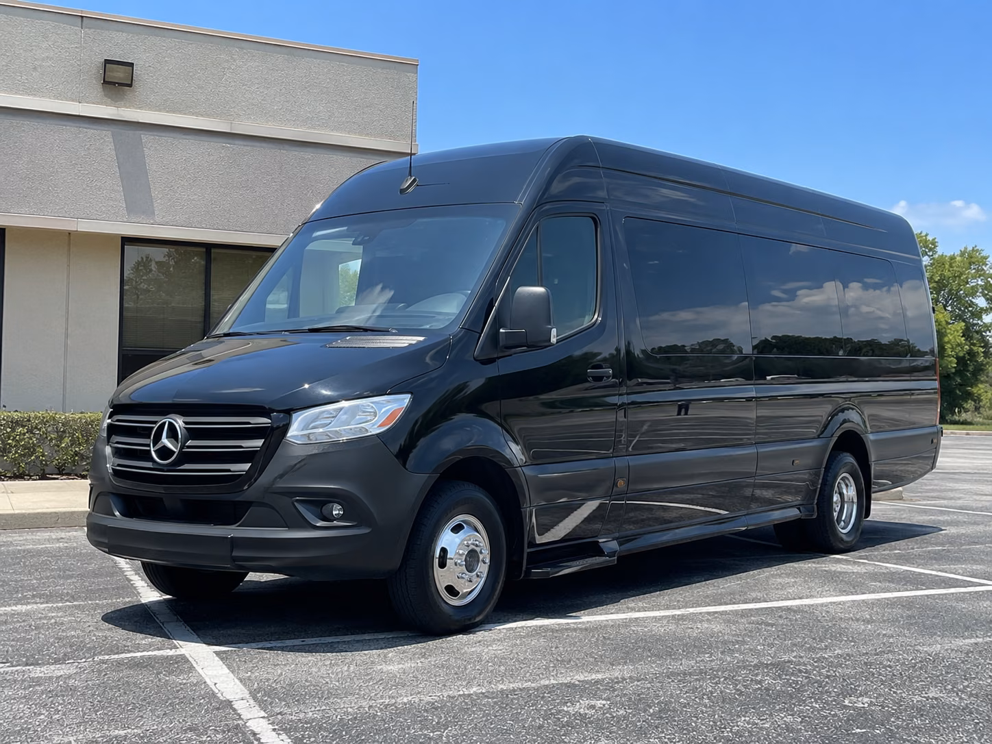 find the perfect transportation for your next wedding 1
