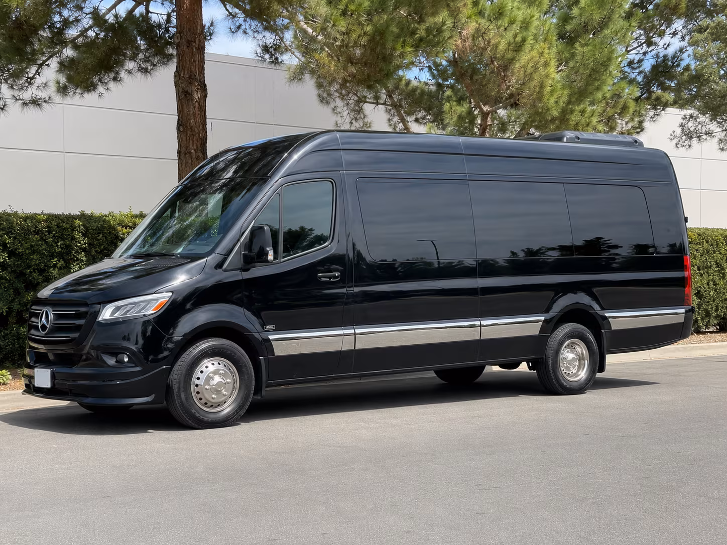 find the perfect transportation for your next wedding 5